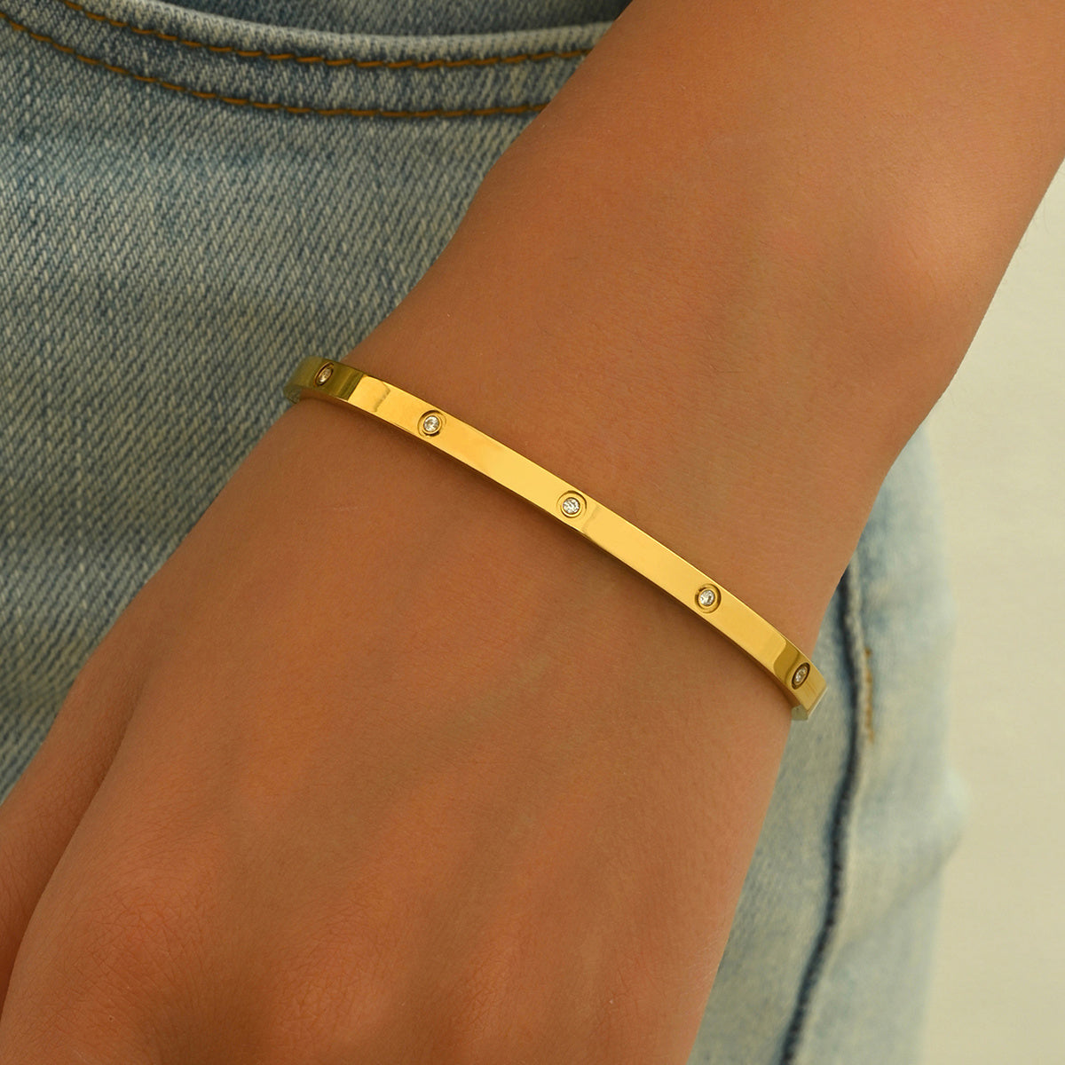 18K Gold Minimalist Rhinestone Bracelet – Hypoallergenic Stainless Steel Jewelry