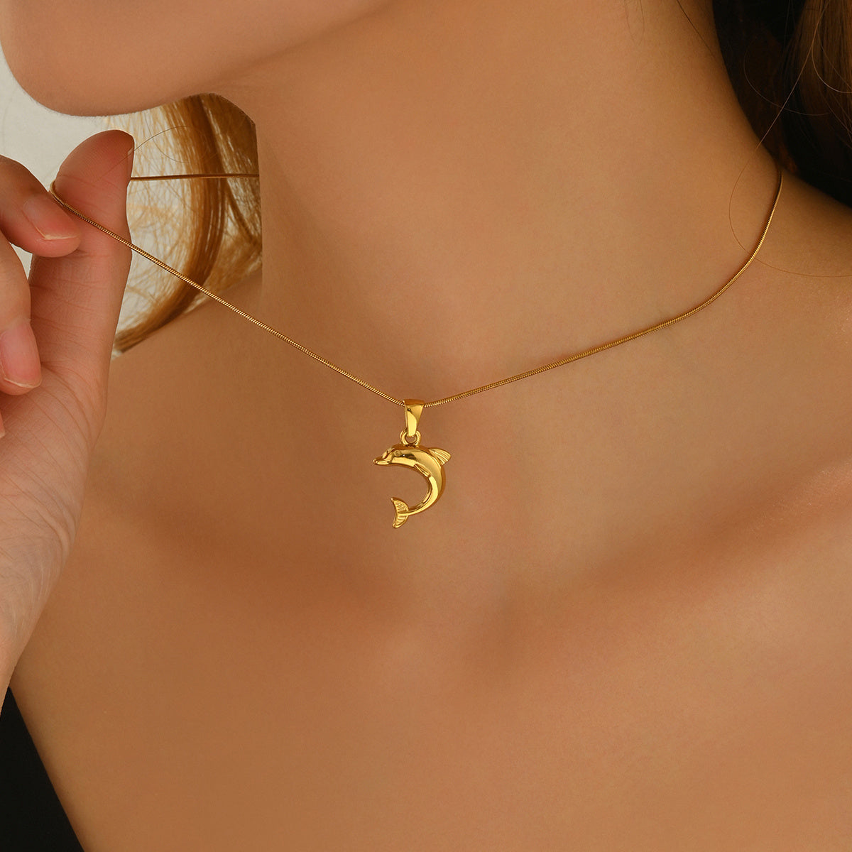 18K Gold Dolphin Heart Necklace & Earring Set – Hypoallergenic Jewelry Gift