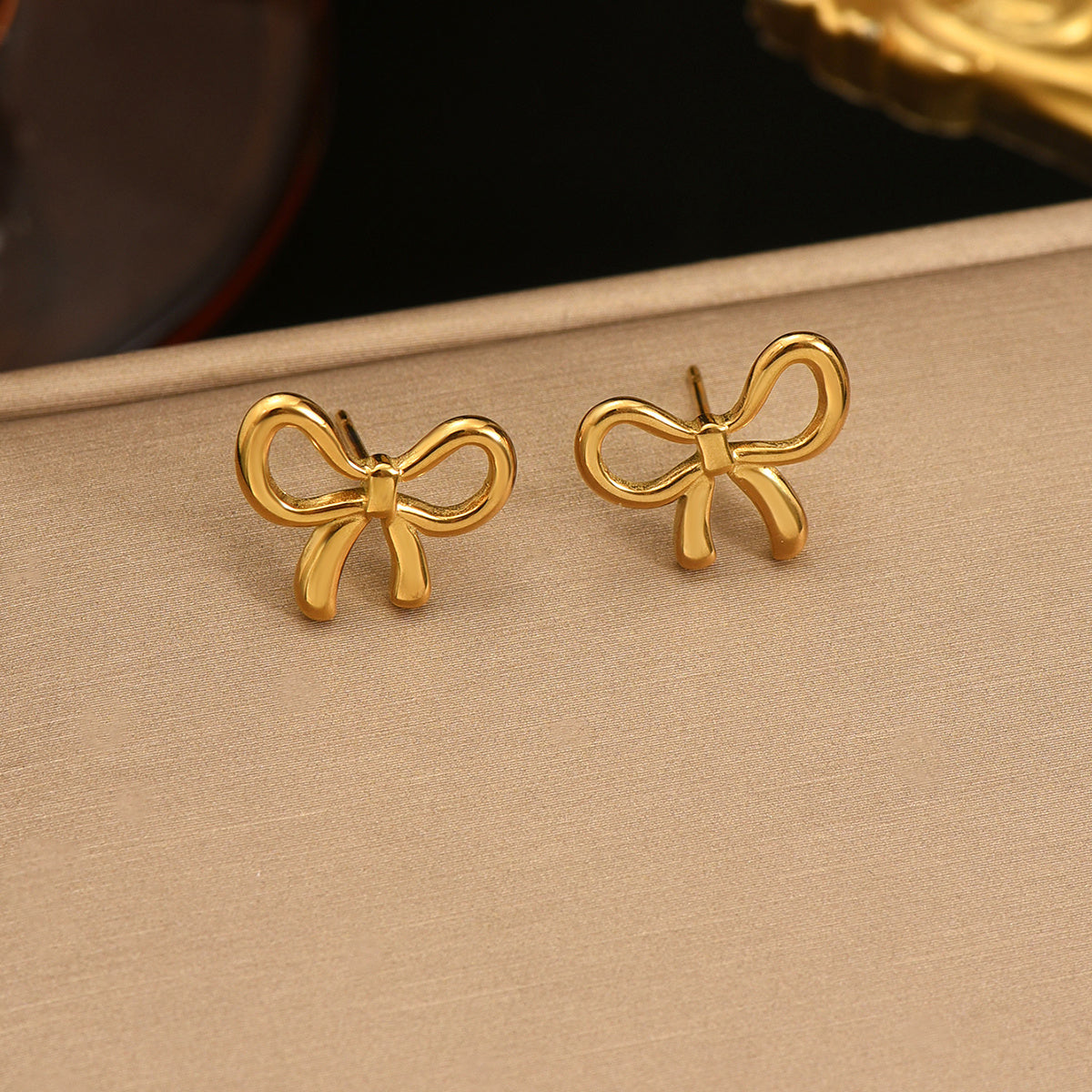 18K Gold Minimalist Bow Earrings – Hypoallergenic Stainless Steel Jewelry for Women & Girls