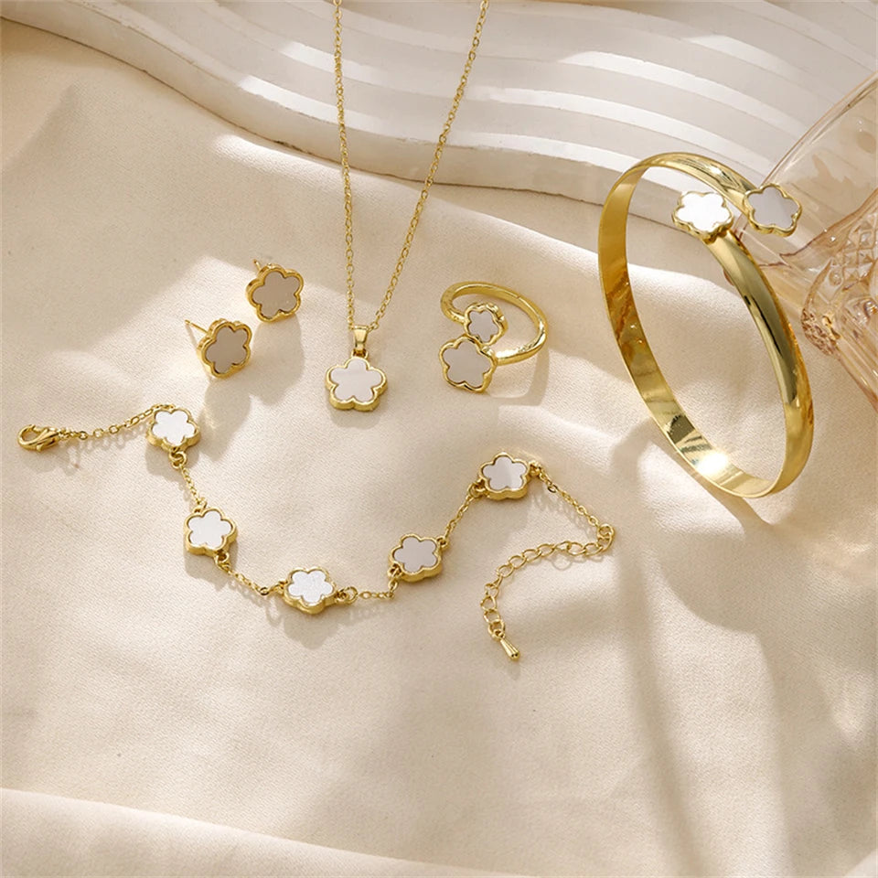 5 Piece Five Leaf Clover Jewelry Set